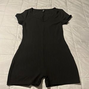 Shein size small / 4 all black romper